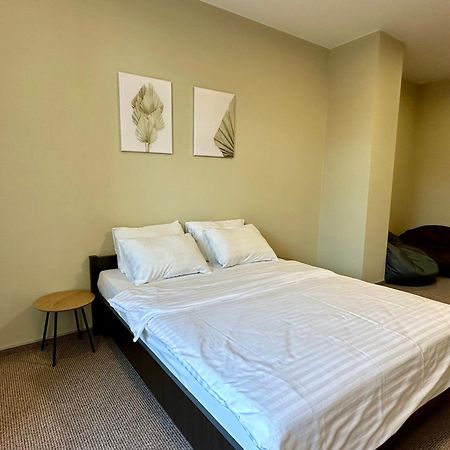4Room Hostel Kiev Ngoại thất bức ảnh