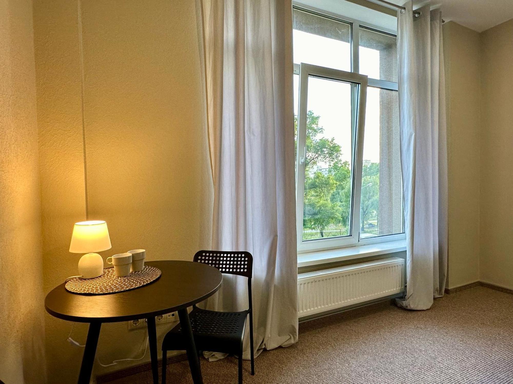 4Room Hostel Kiev Ngoại thất bức ảnh